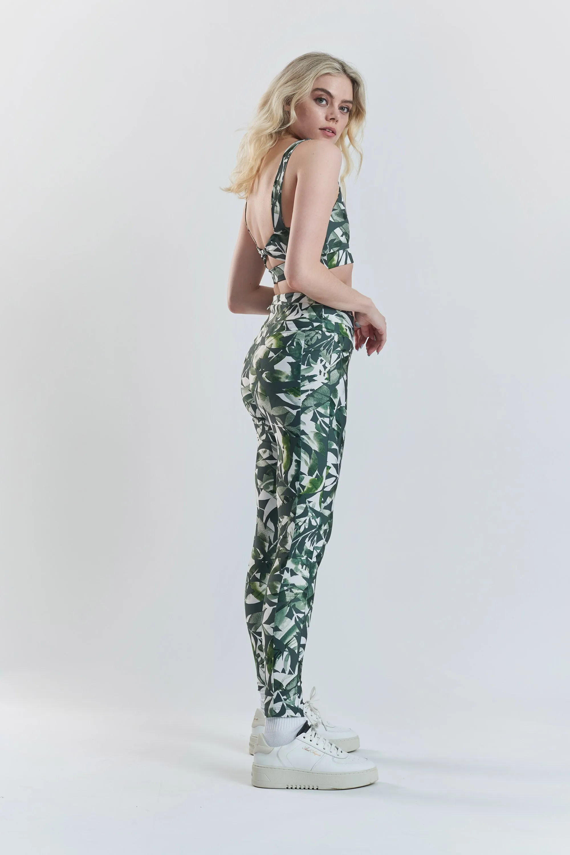 Cycad recycled-fabric performance leggings - Leaf Print