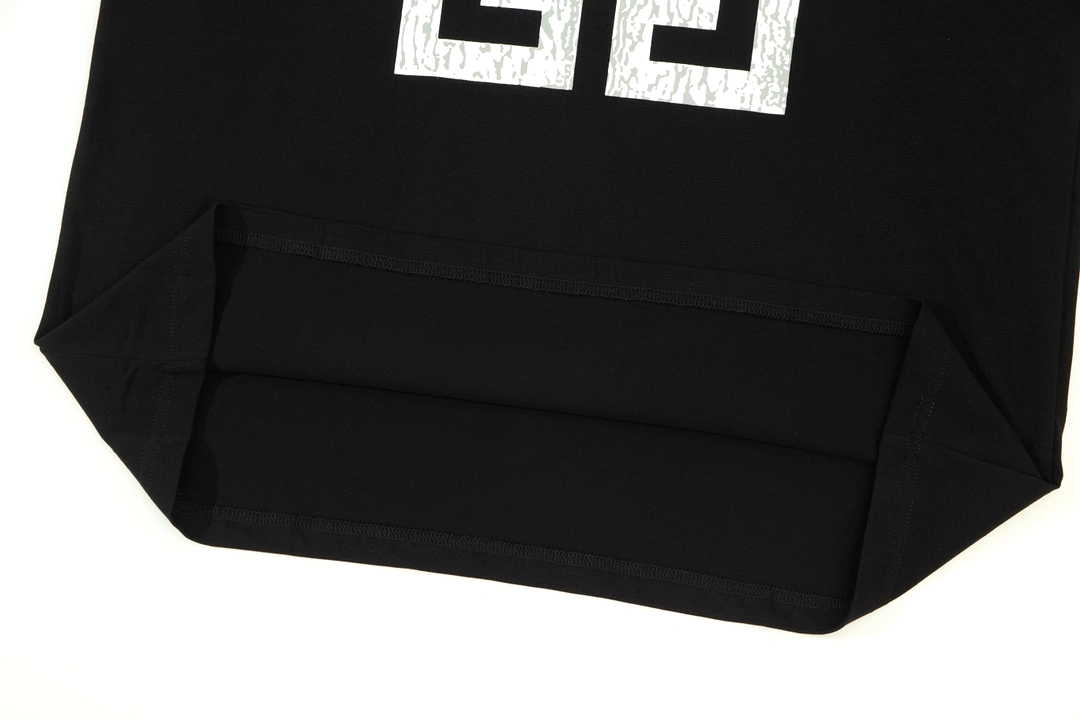 Givenchy four-square letter print large LOGO short-sleeved T-shirt Black 1.3