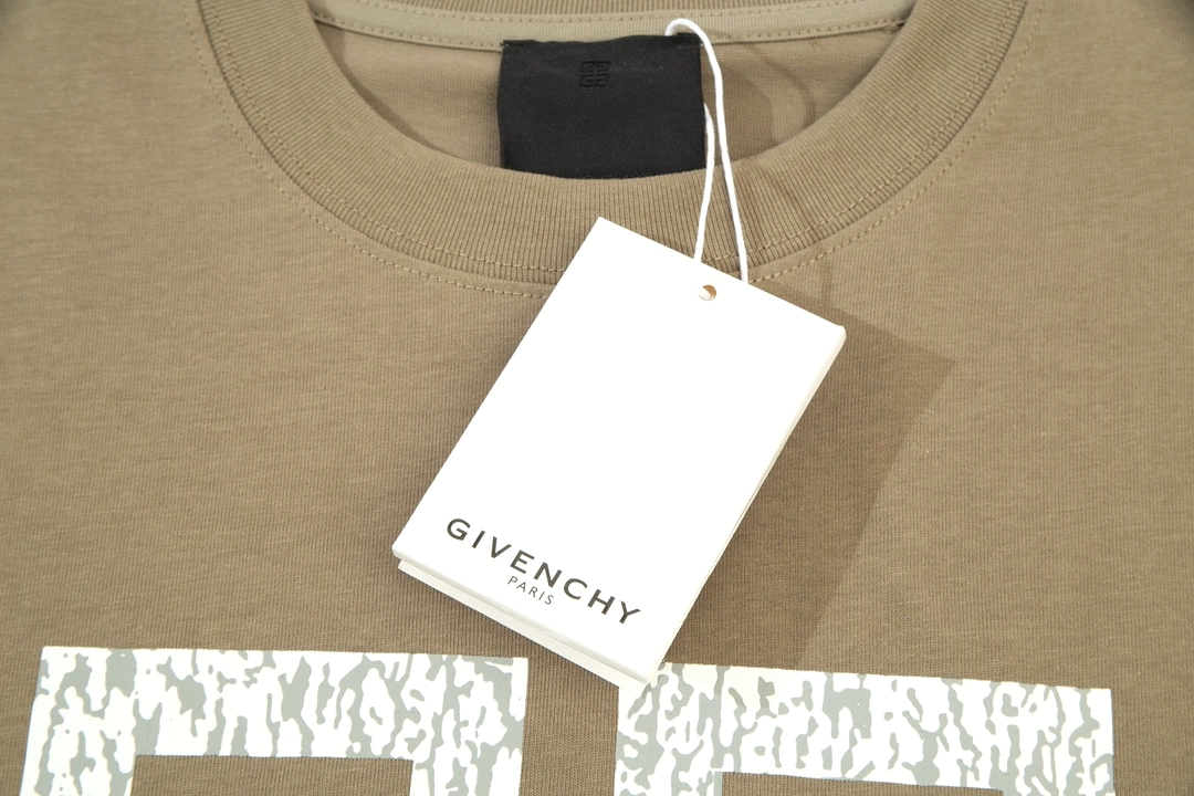 Givenchy four-square letter print large LOGO short-sleeved T-shirt Brown 1.3