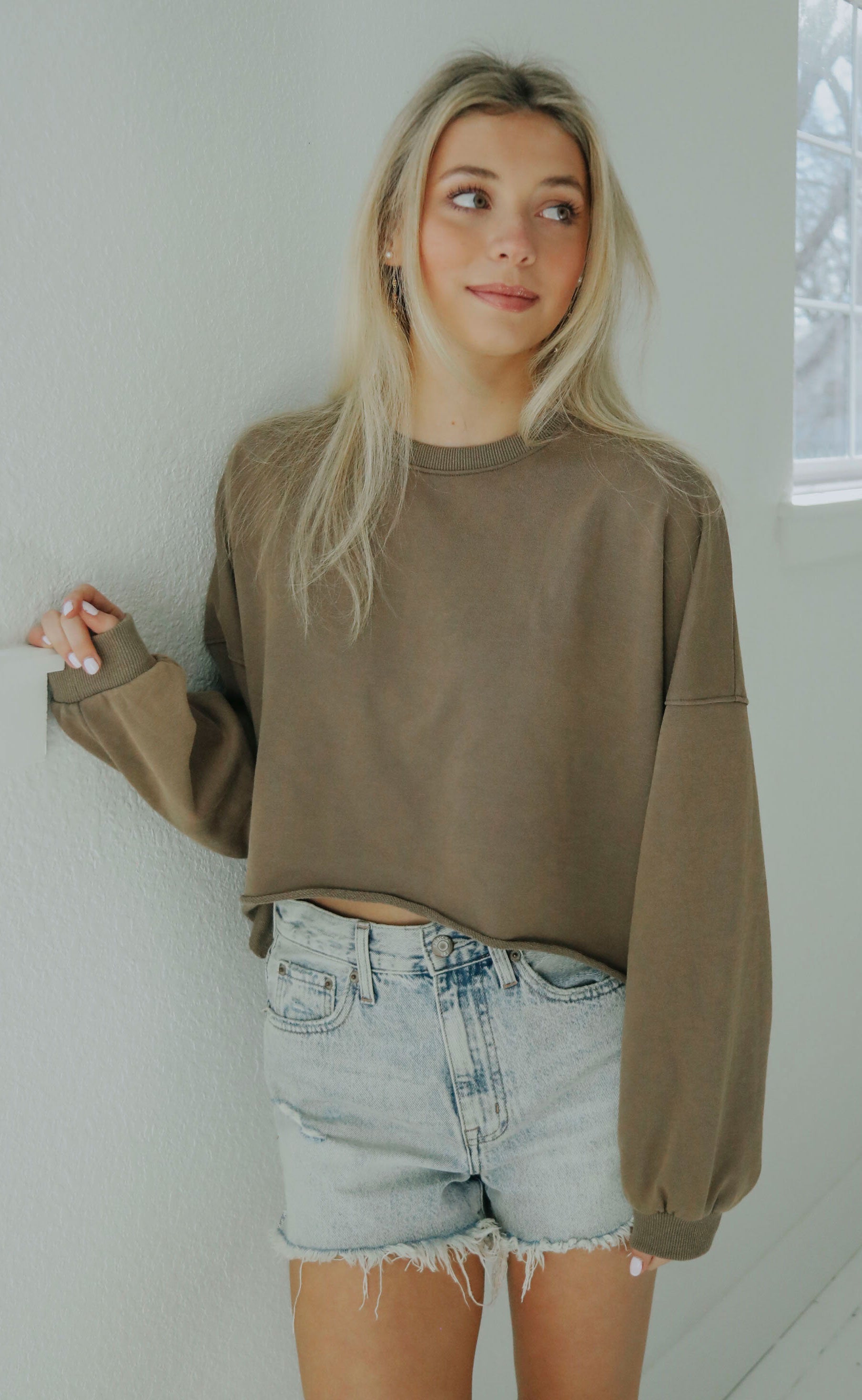 hyperfixation sweatshirt - mocha