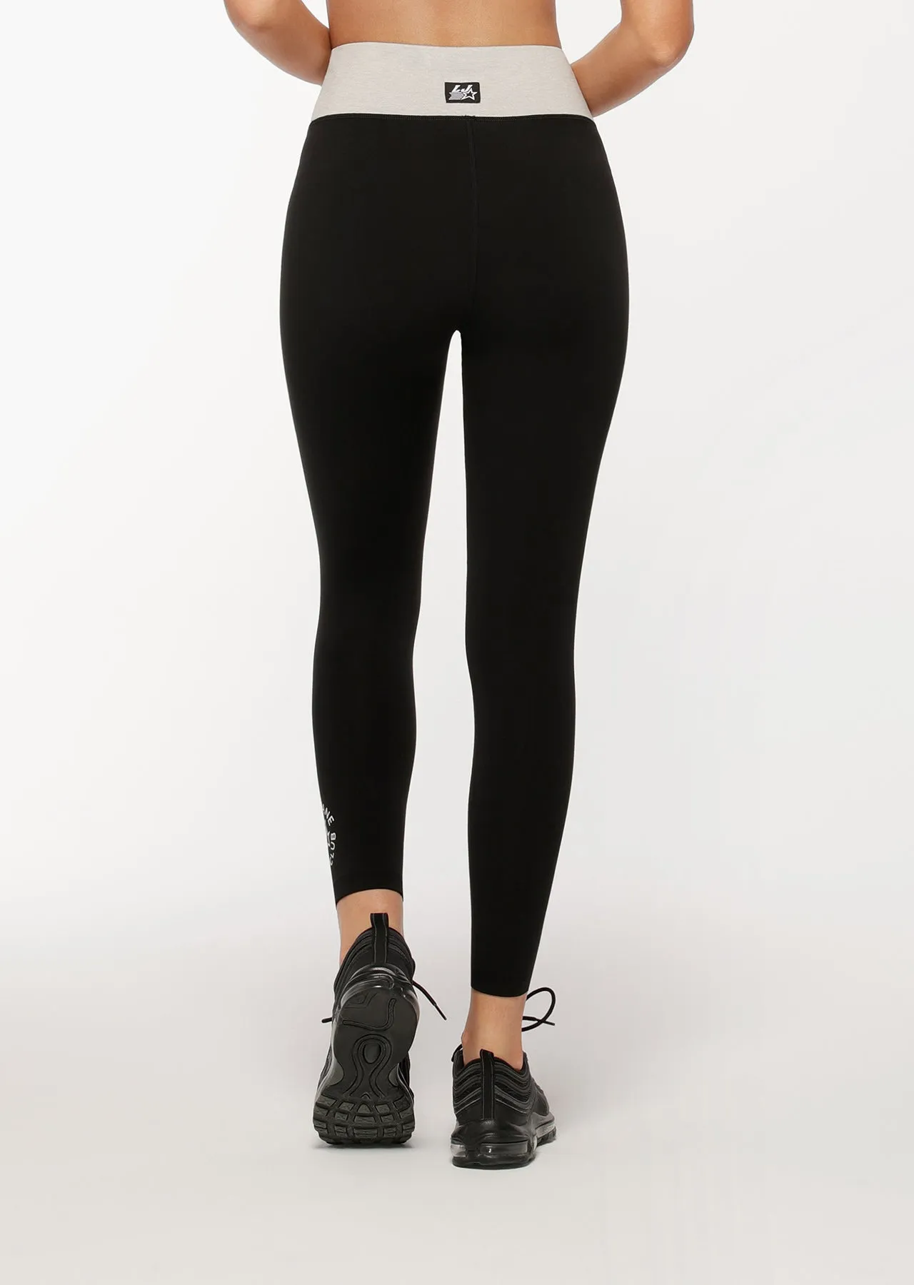 Lorna Jane Supreme Ankle Biter Leggings in Black/Light Grey Marl