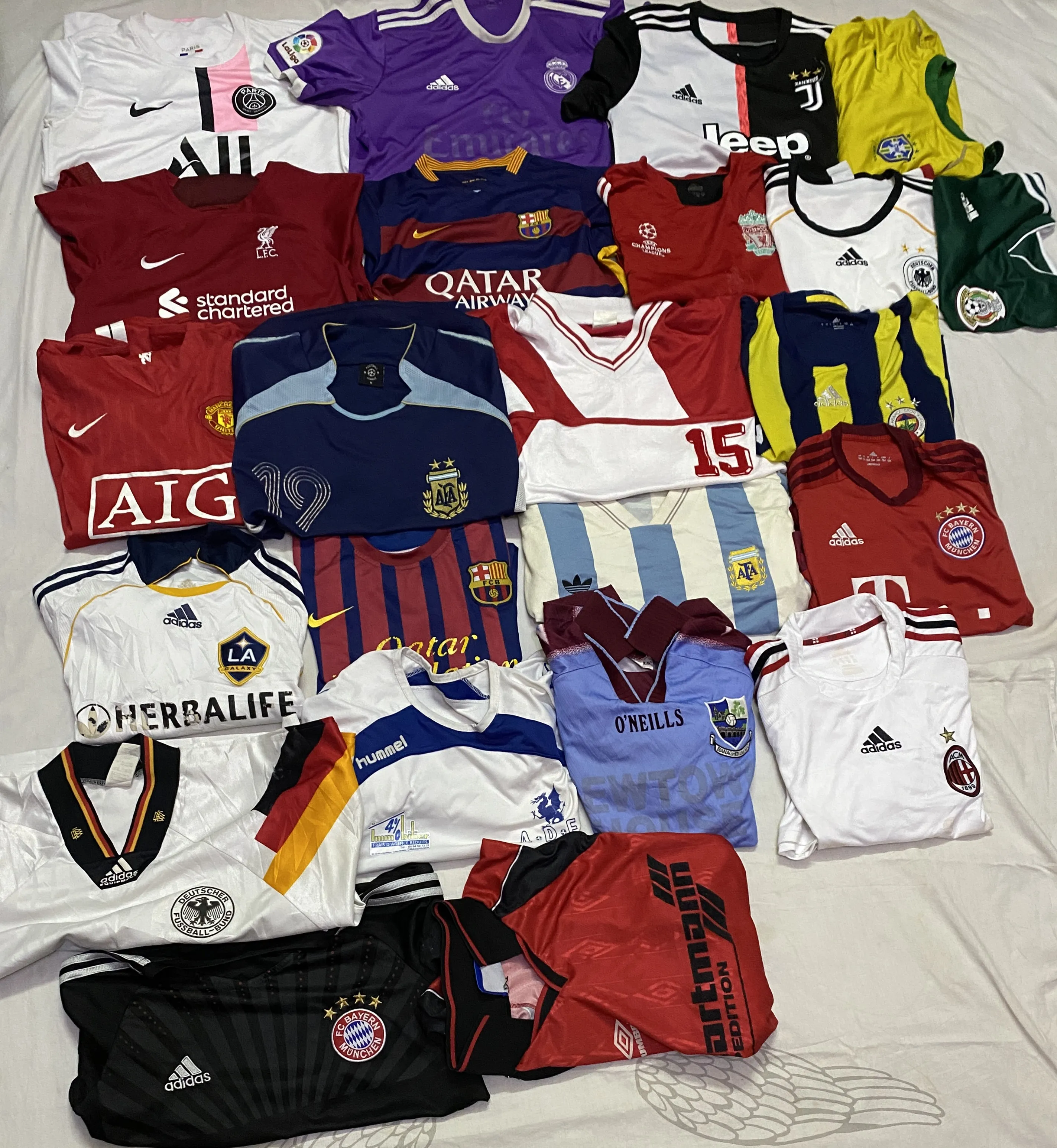 Mens Authentic Football Jersey T-Shirts - 23 Pieces