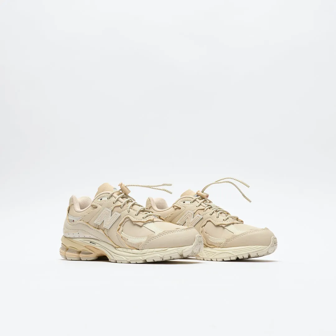 New Balance - M 2002 RDQ Protection Pack (Sandstone/Turtledove)