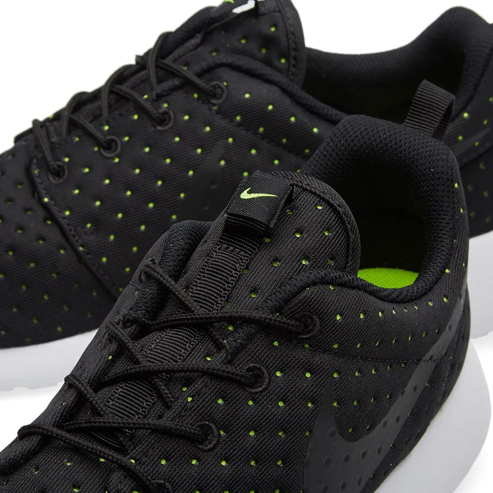 Nike Roshe One SEBlack & Volt