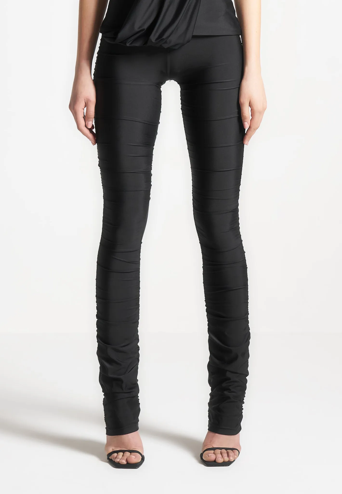 Ruched Fit and Flare Leggings - Black