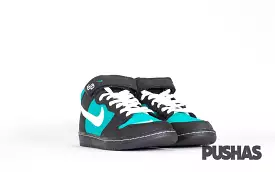 SB Dunk Mid 'Griffey'