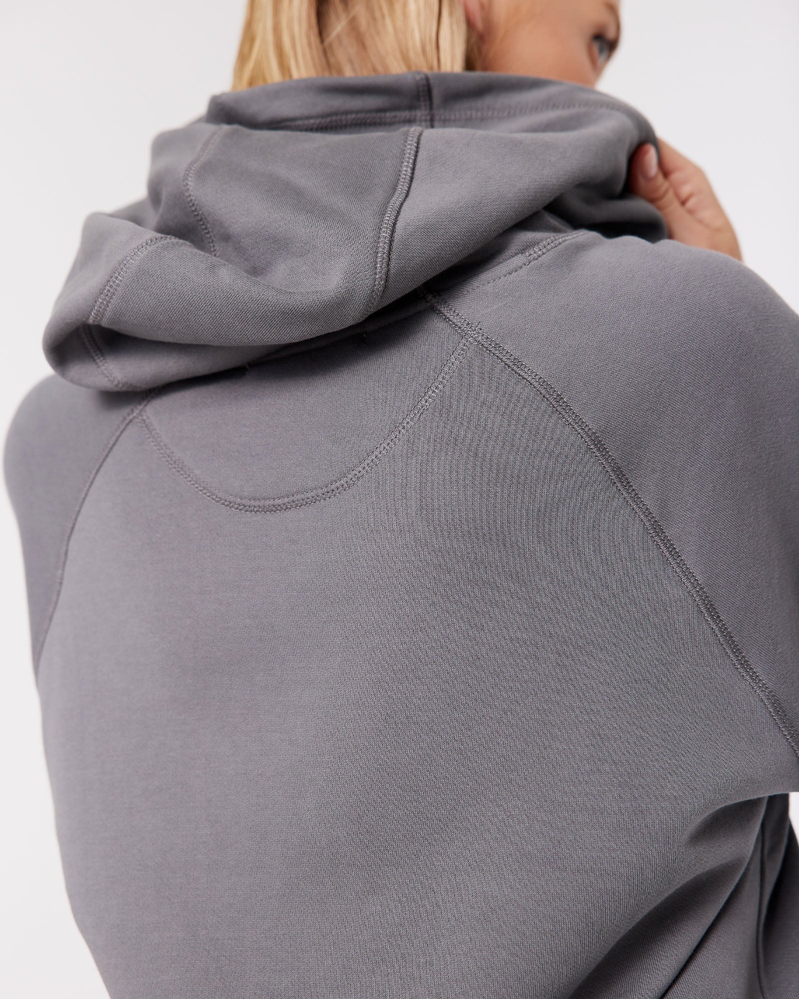 SPORTS HOODIE - ULTIMATE GREY