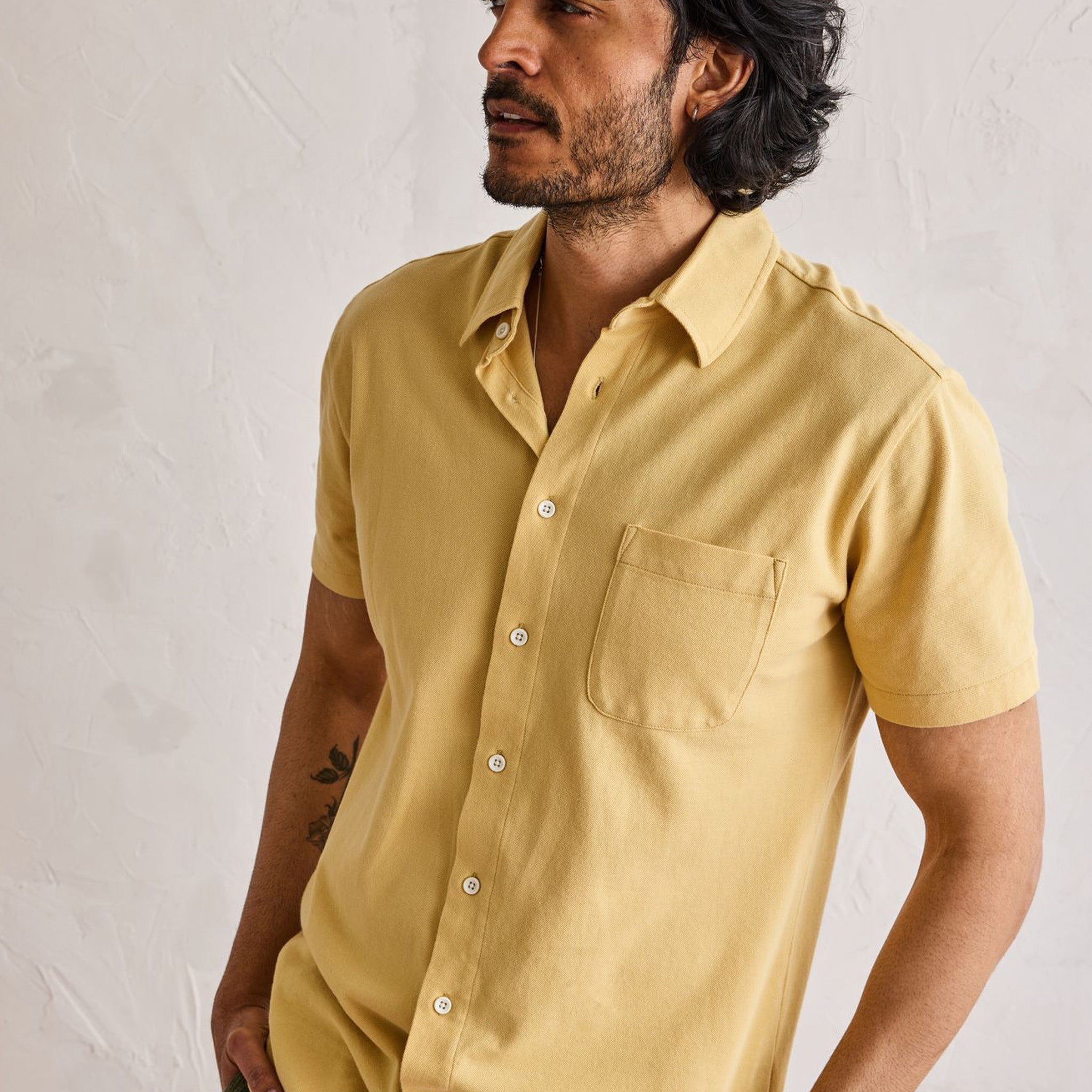 The Short Sleeve California in Oak Pique